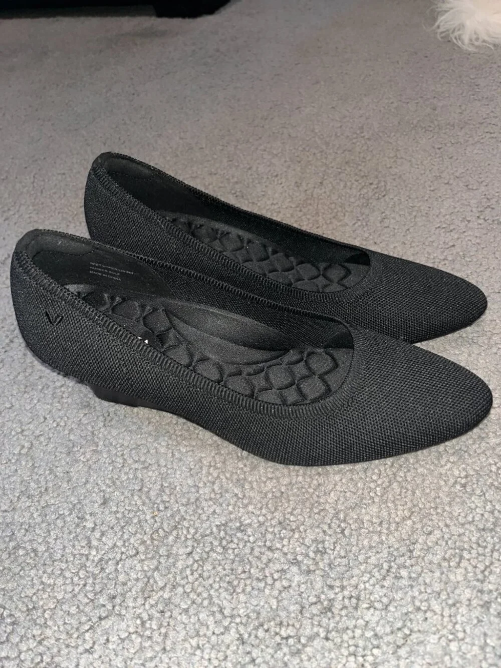 VIVAIA TAMIA WEDGE PRO ALMOND TOE PUMP WEDGE in BLACK - NEW WITHOUT BOX - 41.5